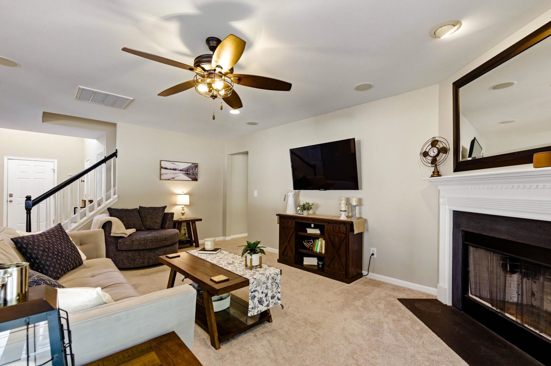 112 Avondale Dr.  Photo 10