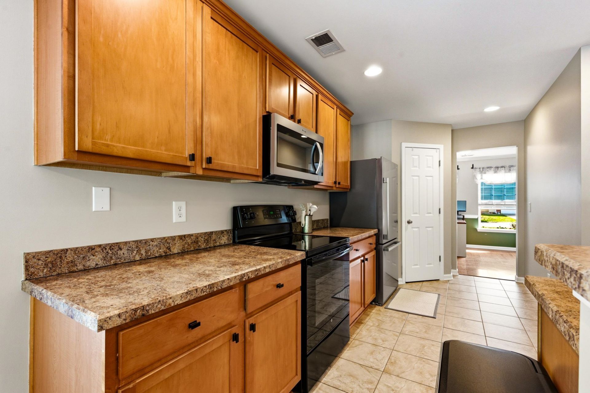 112 Avondale Dr.  Photo 16