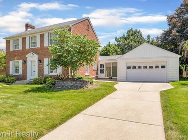 1830 BELMONT Street , Dearborn, MI 48128