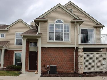 52133 Naugatuck Drive , Macomb Twp, MI 48042