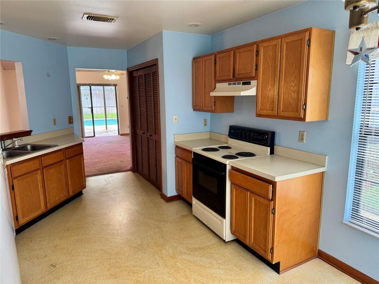 5294 Aeolus Way, Orlando, FL 32808 Photo