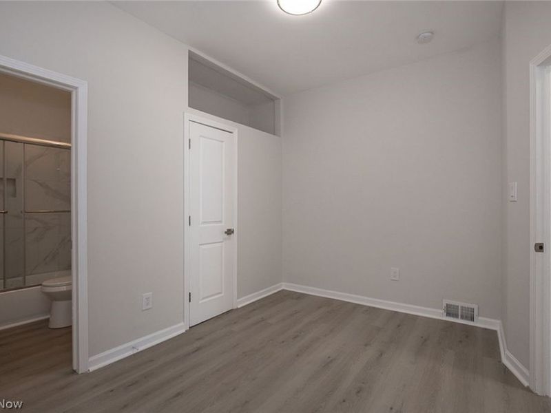 4911 Tillman Avenue , Cleveland, OH 44102 Photo 10