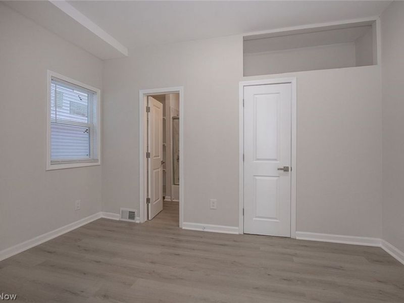 4911 Tillman Avenue , Cleveland, OH 44102 Photo 11