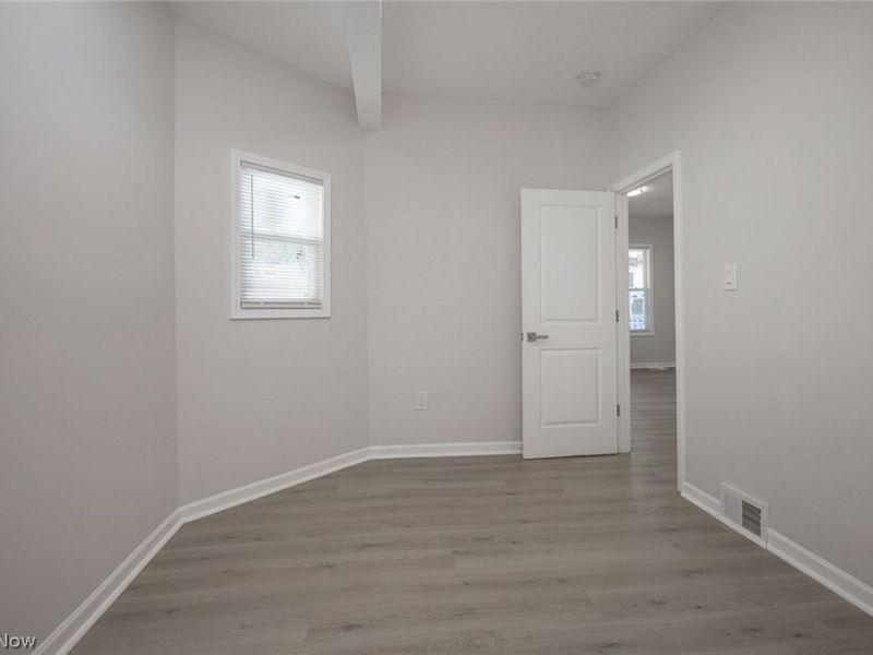 4911 Tillman Avenue , Cleveland, OH 44102 Photo 9