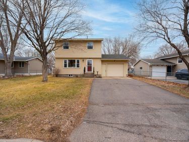 110 4th Avenue SE, Saint Joseph, MN 56374