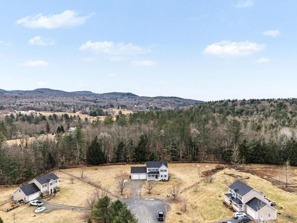 27 Sawmill Lane, Westford, VT 05494