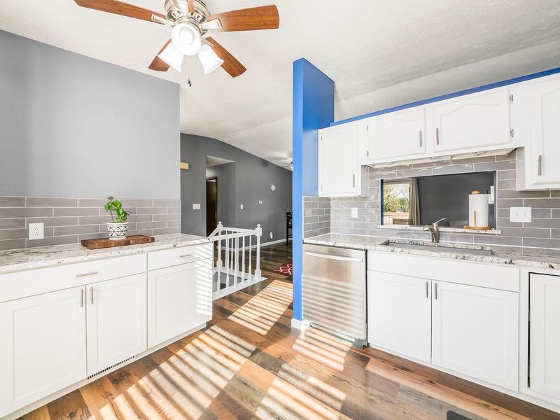 2152 Camelback Drive, Columbus, OH 43228 Photo 12