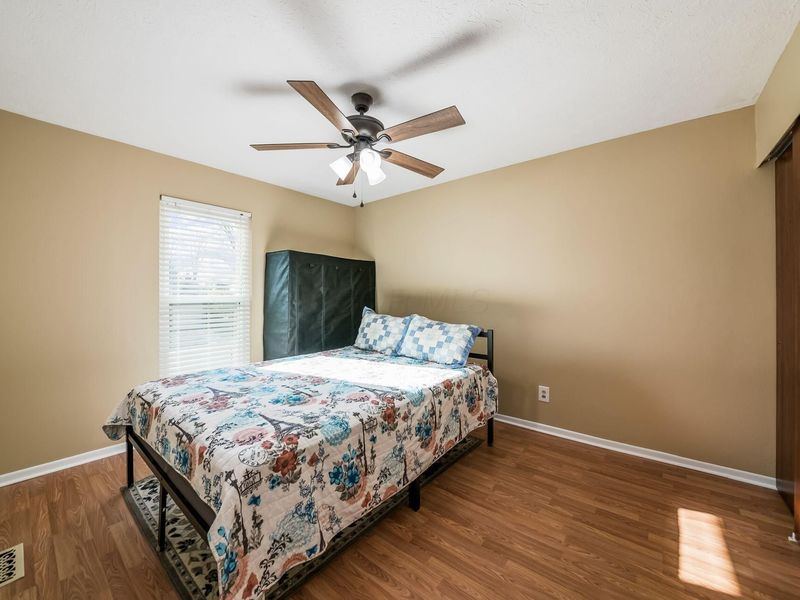 2152 Camelback Drive, Columbus, OH 43228 Photo 17