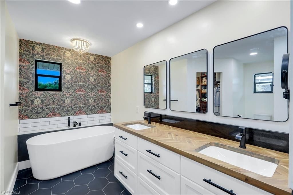 9972 Puopolo Ln, Bonita Springs, FL 34135 Photo