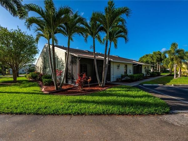 5120 SW Courtyards CT, Unit 89, CAPE CORAL, FL 33914