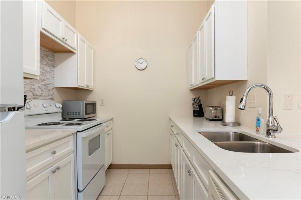 5120 SW Courtyards Ct, Unit 89, Cape Coral, FL 33914 Photo