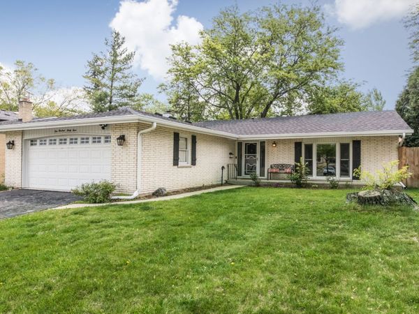 133 W King George Court, Palatine, IL 60067