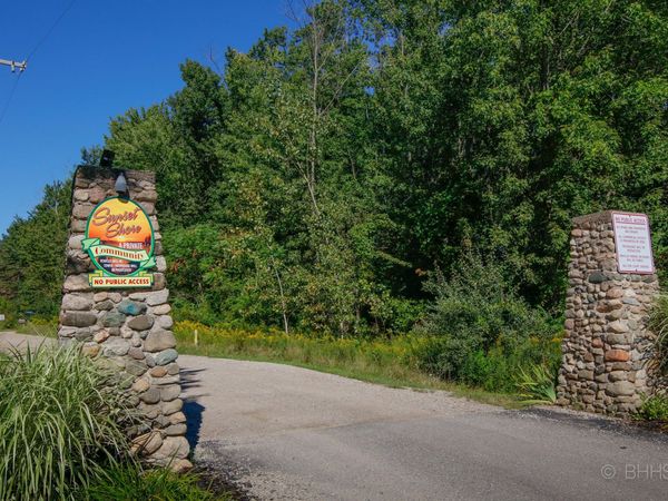 Maple Street, Unit Lot 4 & 5, South Haven, MI 49090