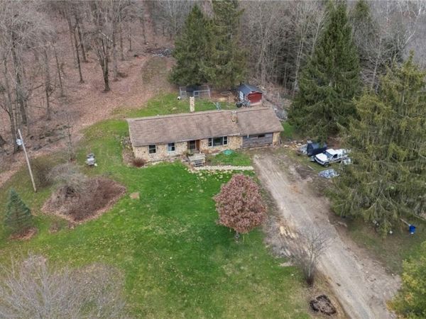 9918 Overton Road, Burbank, OH 44214