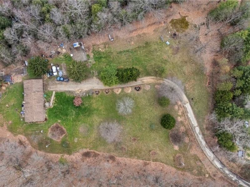 9918 Overton Road, Burbank, OH 44214 Photo 8