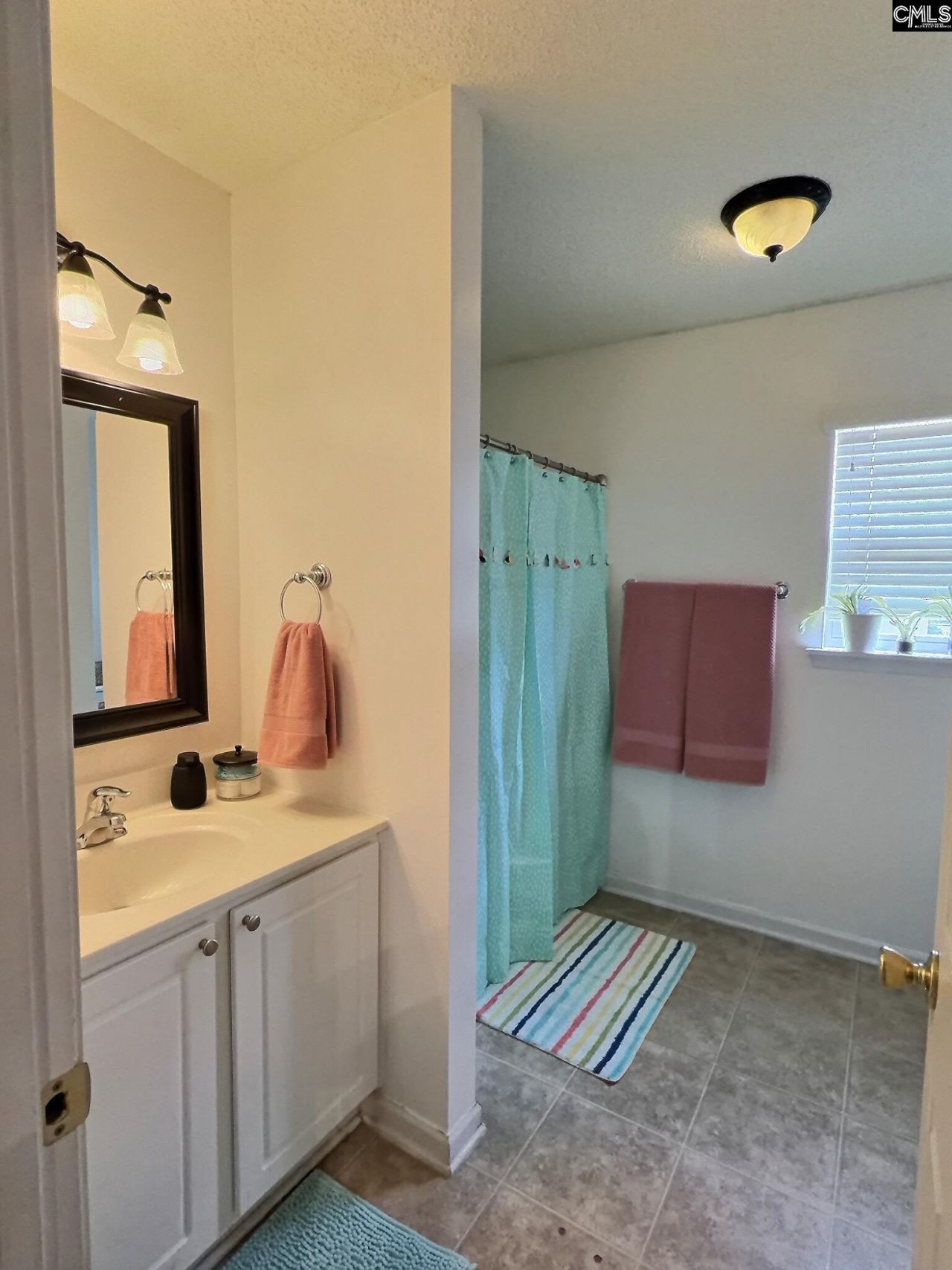 380 Eagle Pointe Drive  Photo 15