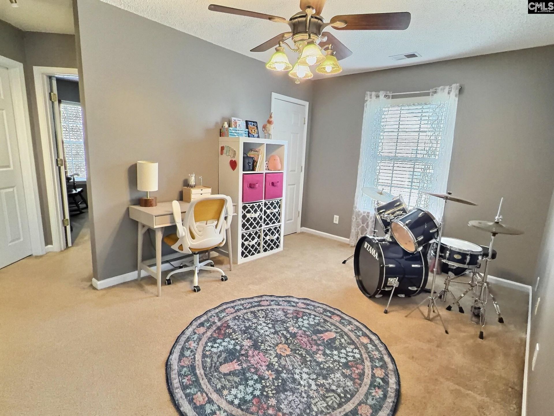 380 Eagle Pointe Drive  Photo 17