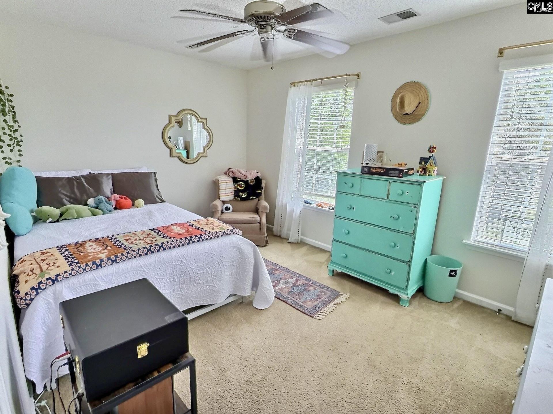 380 Eagle Pointe Drive  Photo 18