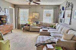 380 Eagle Pointe Drive  photo 4