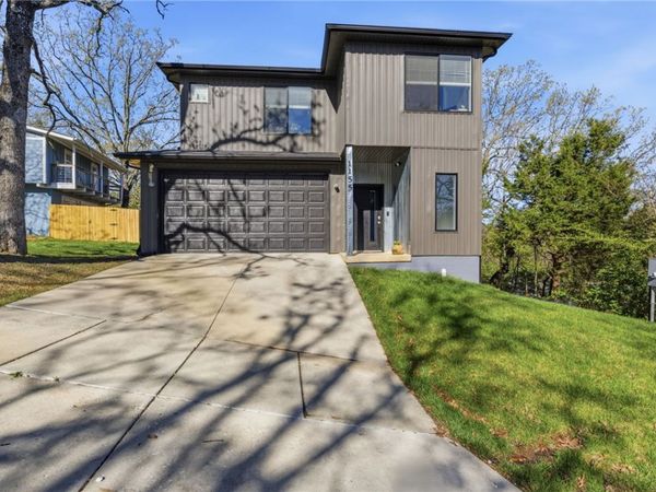 1155 N Sunset Drive , Fayetteville, AR 72701