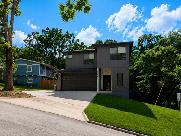 1155 N Sunset Drive, Fayetteville, AR 72701