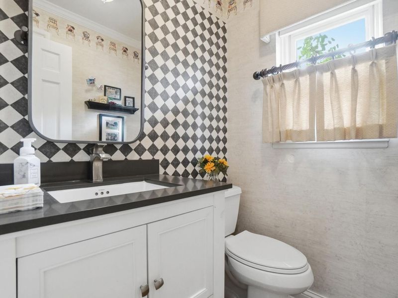 1225 Windham Road, Columbus, OH 43220 Photo 27