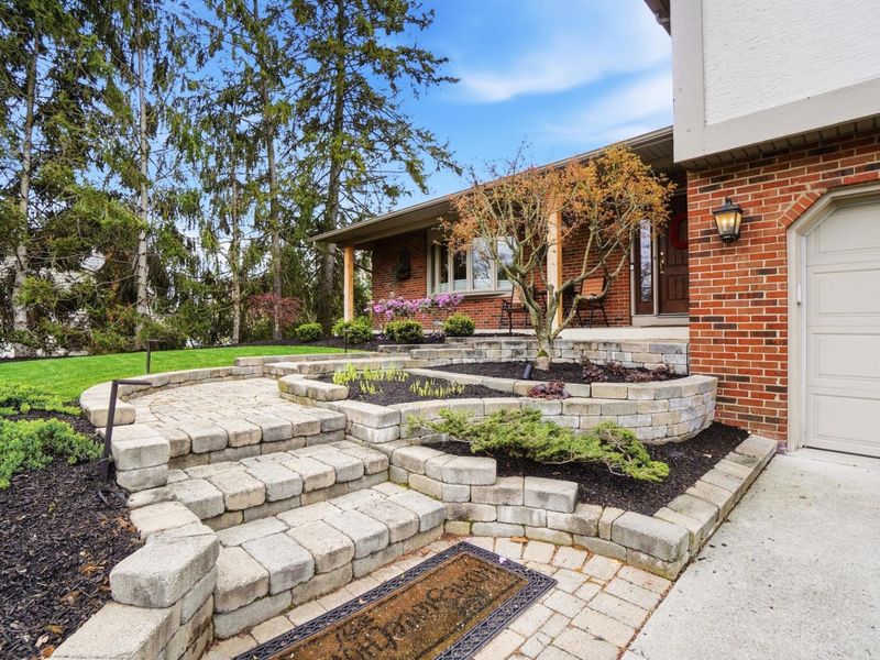 1225 Windham Road, Columbus, OH 43220 Photo 3