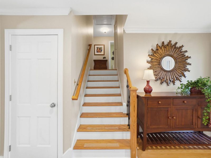 1225 Windham Road, Columbus, OH 43220 Photo 32