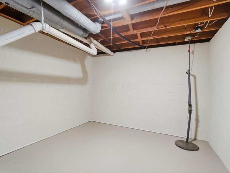 1225 Windham Road, Columbus, OH 43220 Photo 54