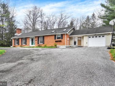 3870 AUTUMN LANE, STEWARTSTOWN, PA 17363