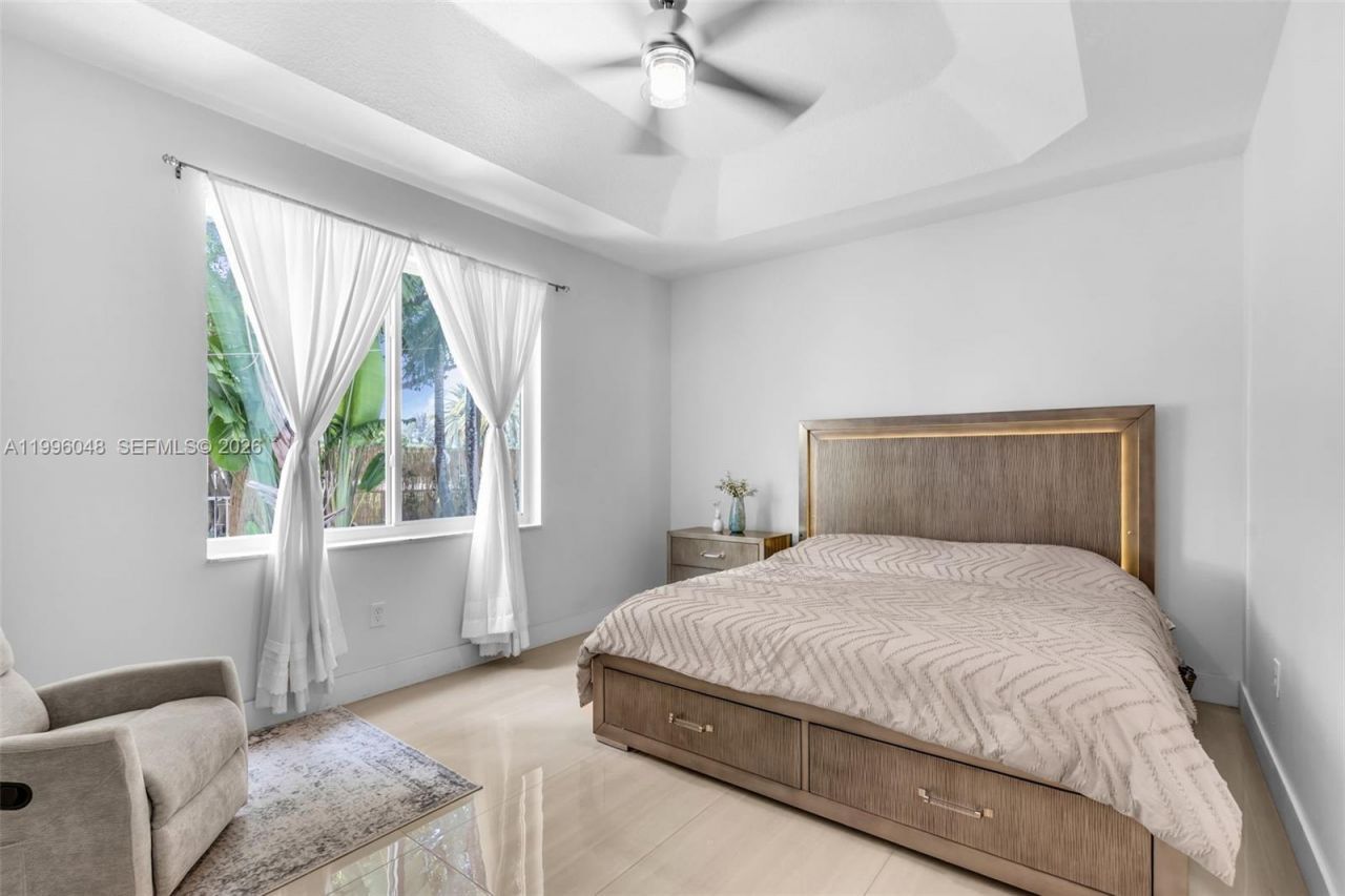 4900 SW 134th Ave , Miramar, FL 33027 Photo