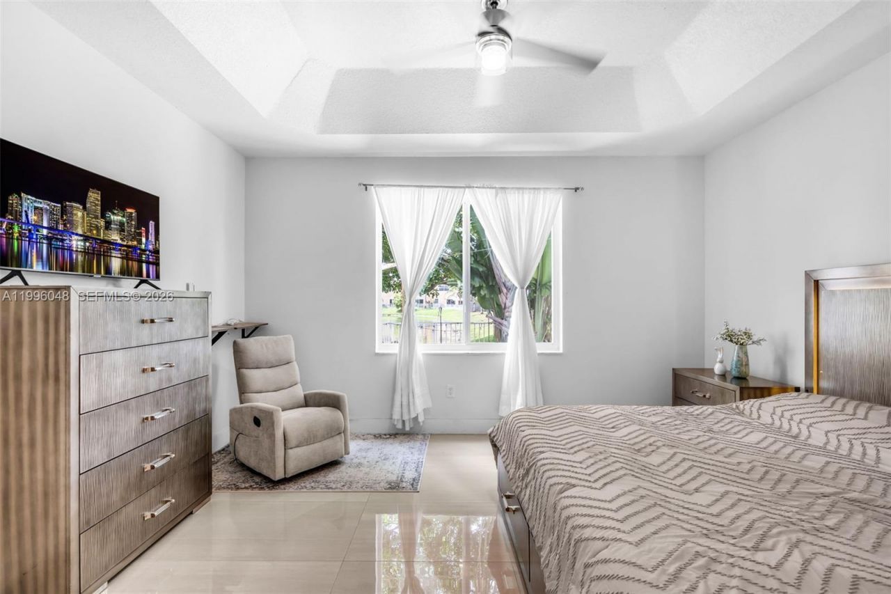 4900 SW 134th Ave , Miramar, FL 33027 Photo