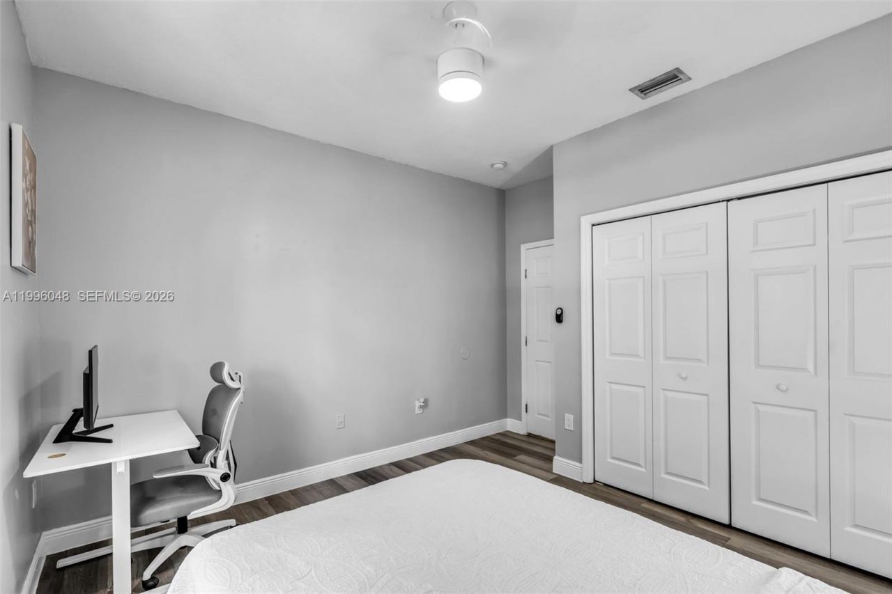 4900 SW 134th Ave , Miramar, FL 33027 Photo