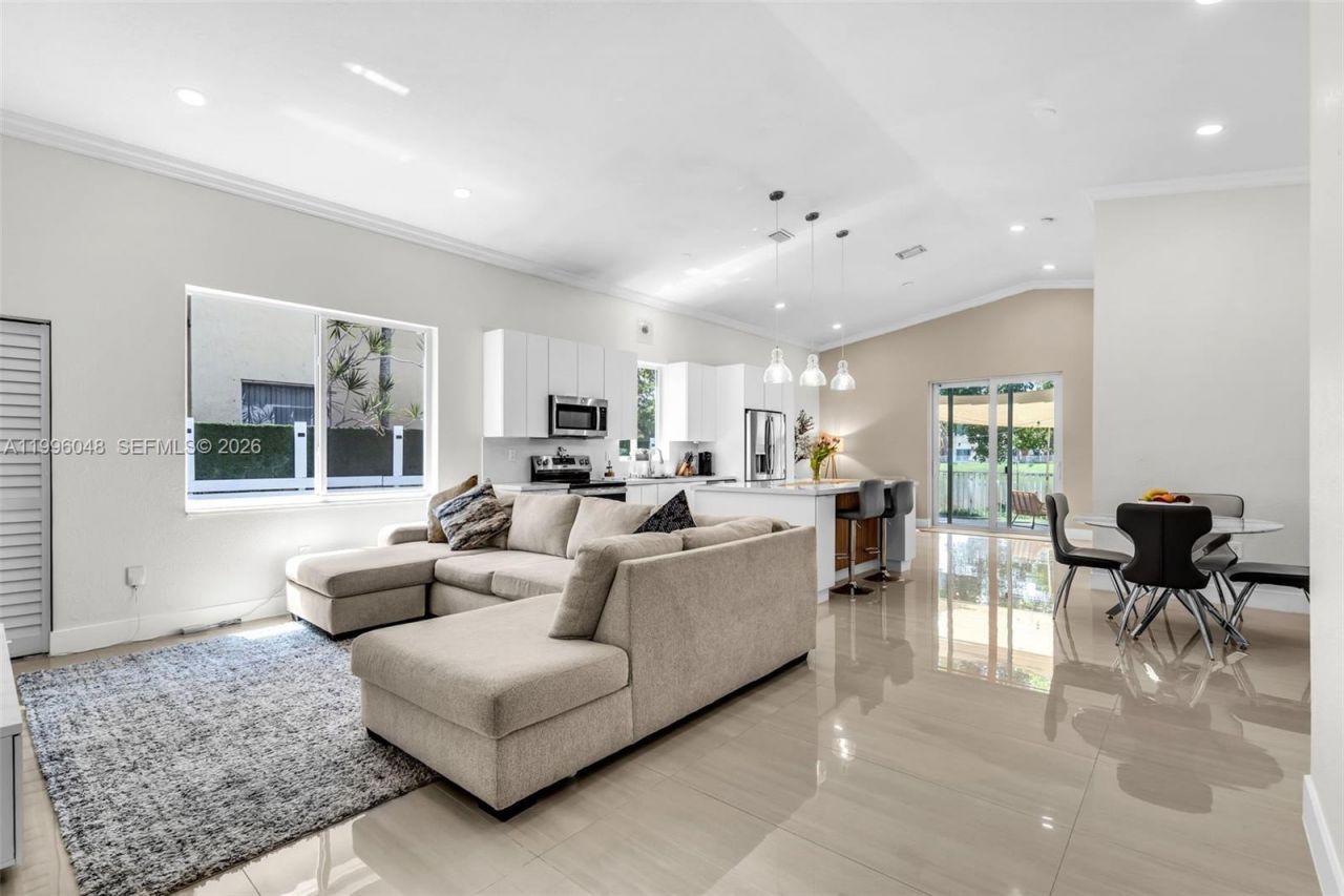 4900 SW 134th Ave , Miramar, FL 33027 Photo