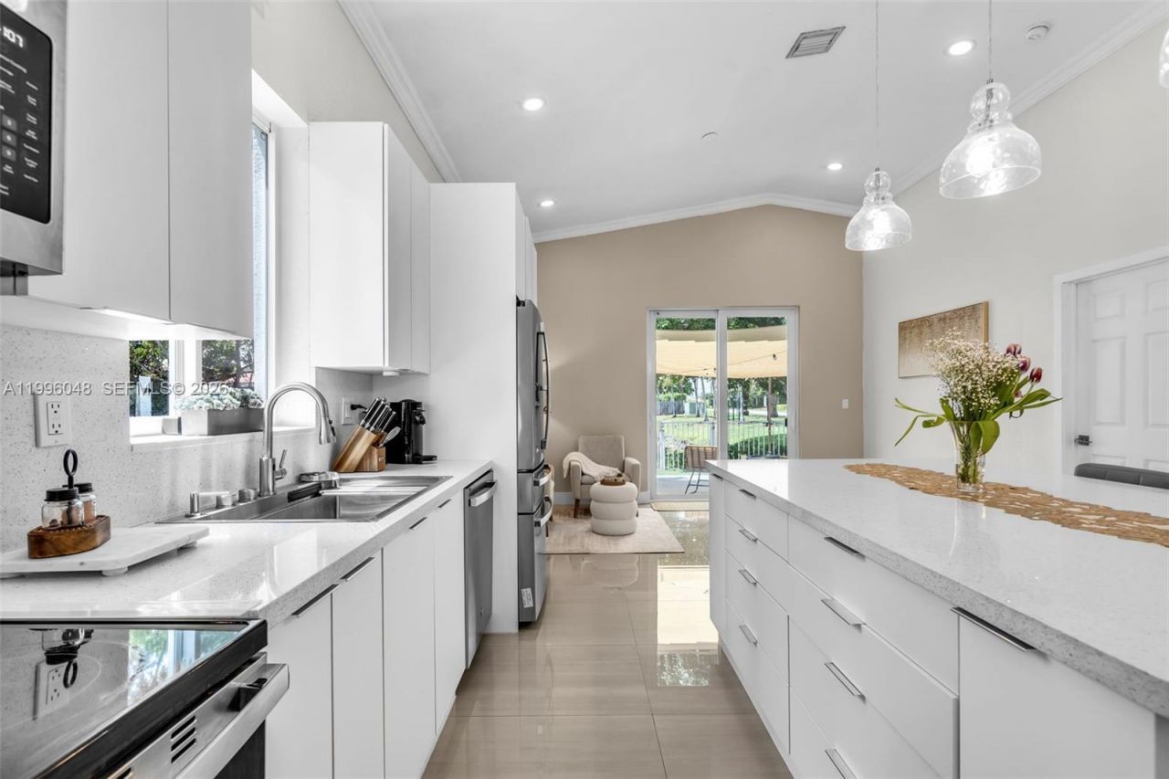 4900 SW 134th Ave , Miramar, FL 33027 Photo