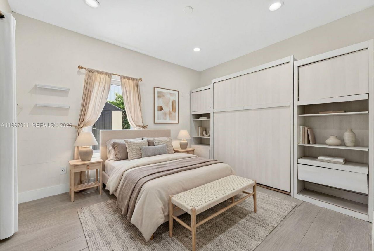 1126 NE 16th Ct, Fort Lauderdale, FL 33305 Photo