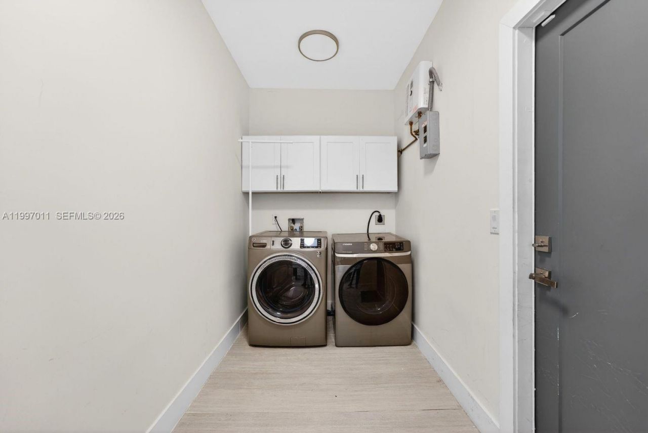 1126 NE 16th Ct, Fort Lauderdale, FL 33305 Photo