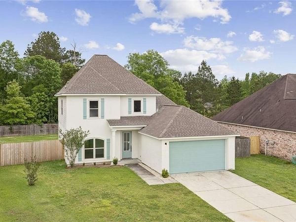 23336 CONIFER Drive, Denham Springs, LA 70726