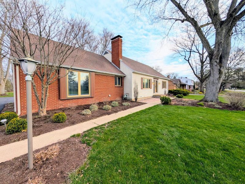 317 Cedar Brook, Sandusky, OH 44870 Photo 4