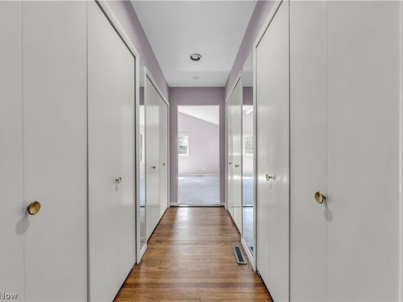 25106 Hazelmere Road , Beachwood, OH 44122 Photo 14