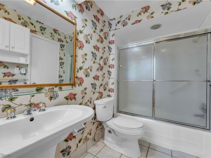 25106 Hazelmere Road , Beachwood, OH 44122 Photo 21