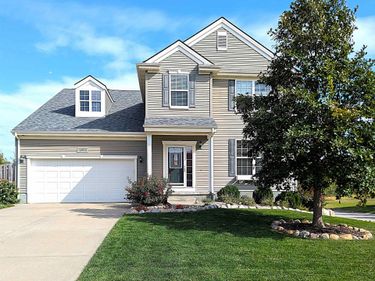 10913 South 110th Avenue , Papillion, NE 68046