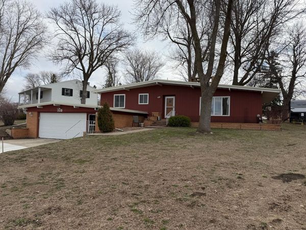 105 7th Street N, Kiester, MN 56051