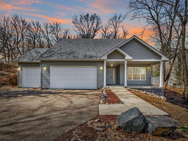 13593 Embry Way, Apple Valley, MN 55124