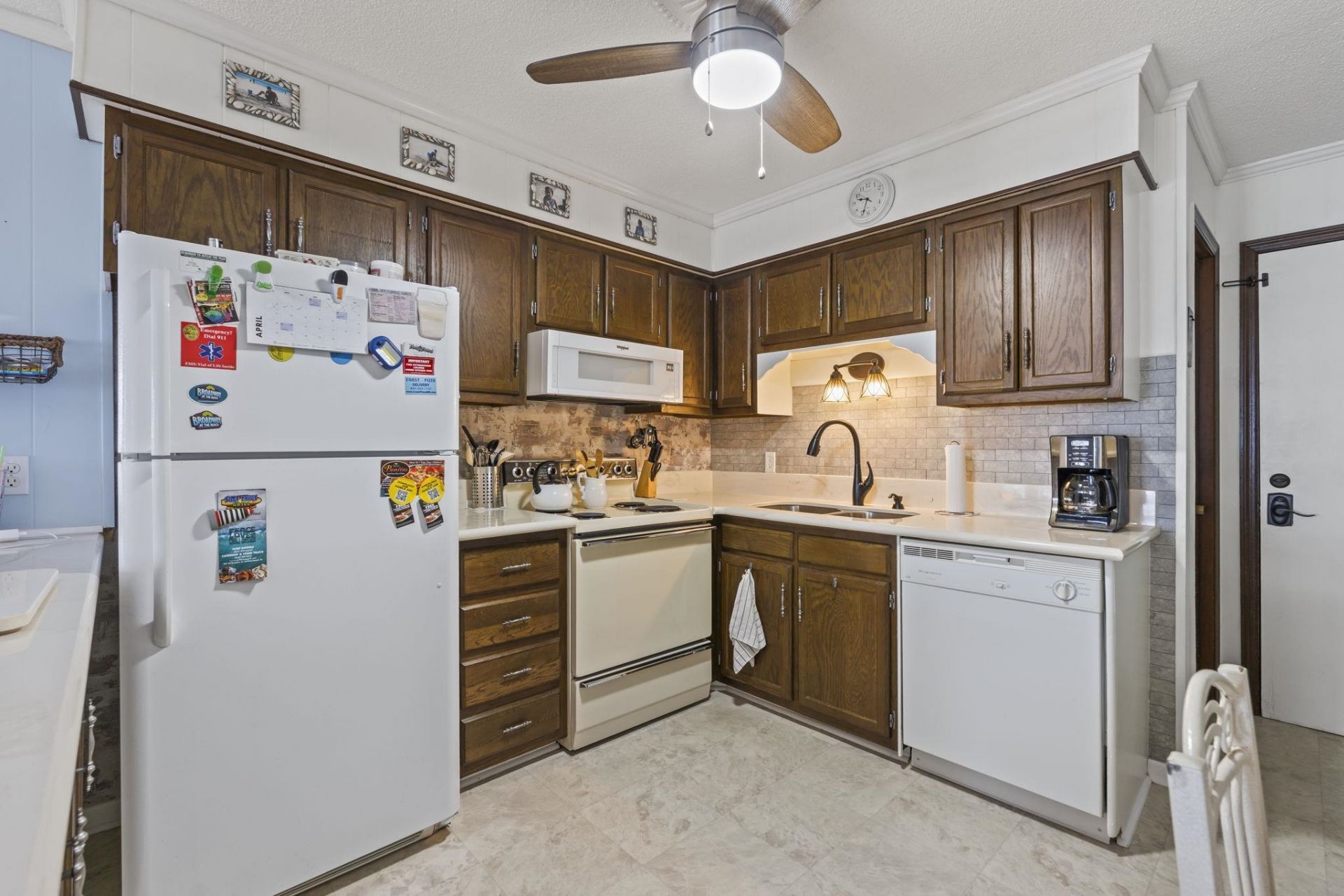 9600 Shore Dr.  Photo 11