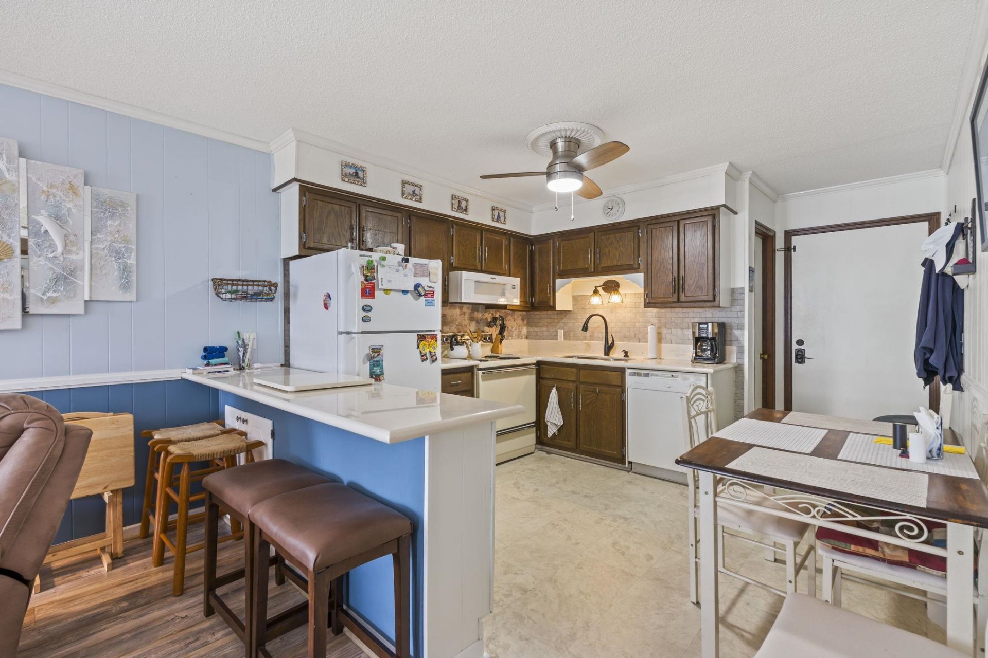 9600 Shore Dr.  Photo 9