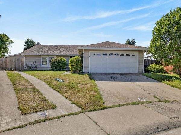 8560 Jester Ct, Elk Grove, CA 95624