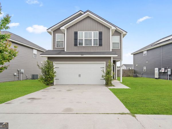 744 Fairview Circle, Hinesville, GA 31313