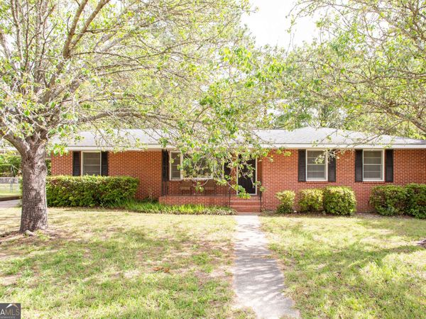 1305 Morningside Drive, Waycross, GA 31501