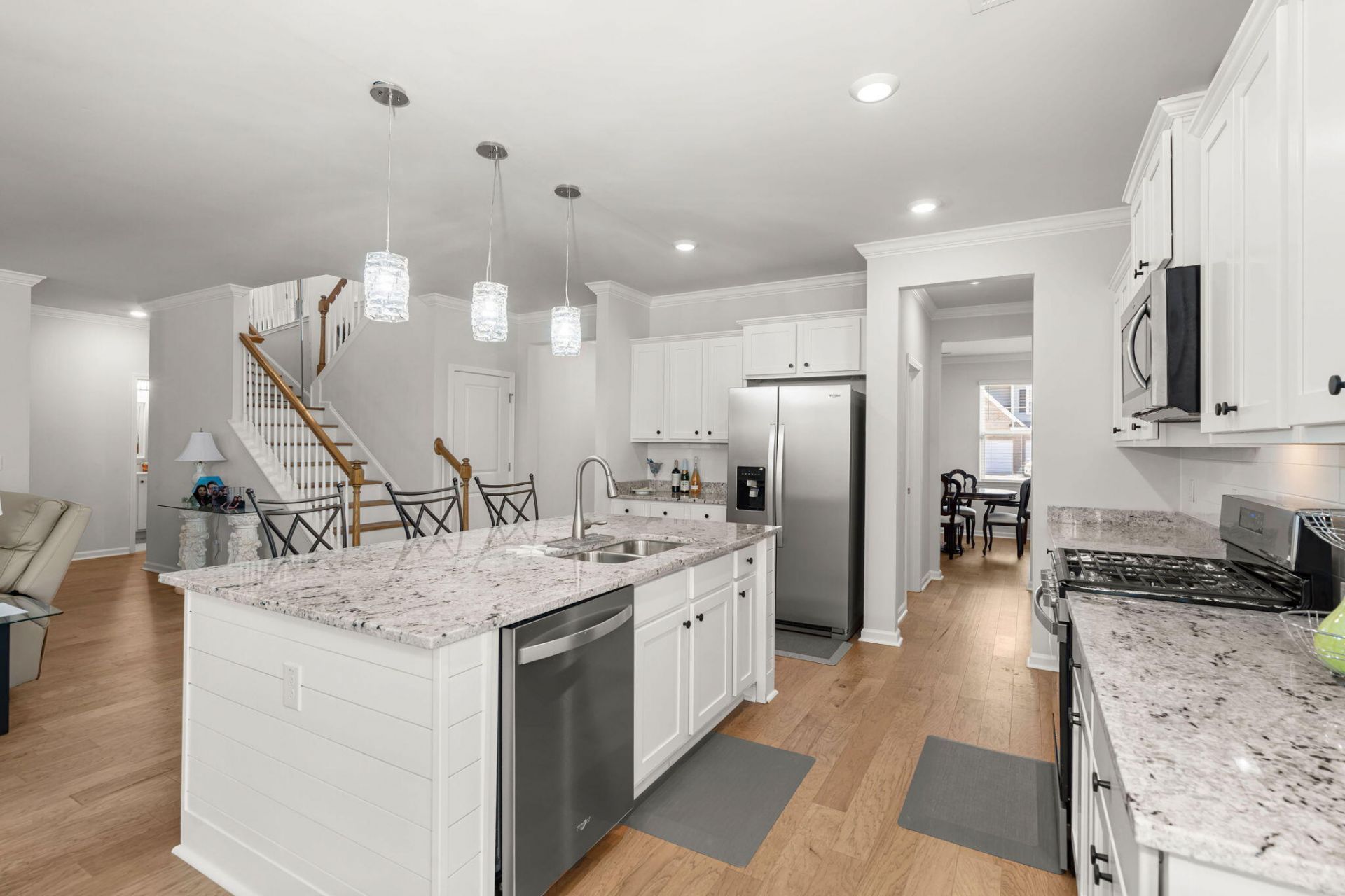 197 Cherry Grove Drive Photo 11